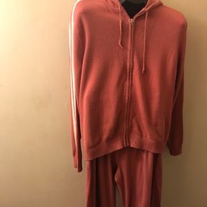 Izod two piece hooded sweat suit